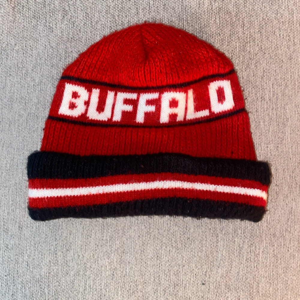 Vintage Buffalo Sabres Red and Black Knit Beanie